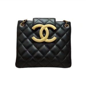 CHANEL Chanel 24C Early Spring Vacation Collection Big Logo Sheepskin Tote Bag